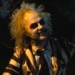 ¡IT’S SHOWTIME! WARNER BROS REVELA LAS PRIMERAS IMÁGENES DE “BEETLEJUICE 2”