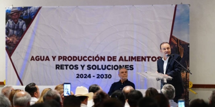 EXPONE GOBERNADOR ESTRATEGIA INTEGRAL EN SONORA EN MATERIA HÍDRICA ANTE ESPECIALISTAS