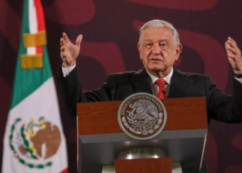 ‘MONTAJE’ Y ‘PROPAGANDA’ RETENES DE ENCAPUCHADOS QUE DETUVIERON A SHEINBAUM: AMLO
