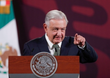 LÓPEZ OBRADOR ACUSA A ECUADOR DE “EXCESO DE FUERZA” EN LA EXPULSIÓN DE LA EMBAJADORA