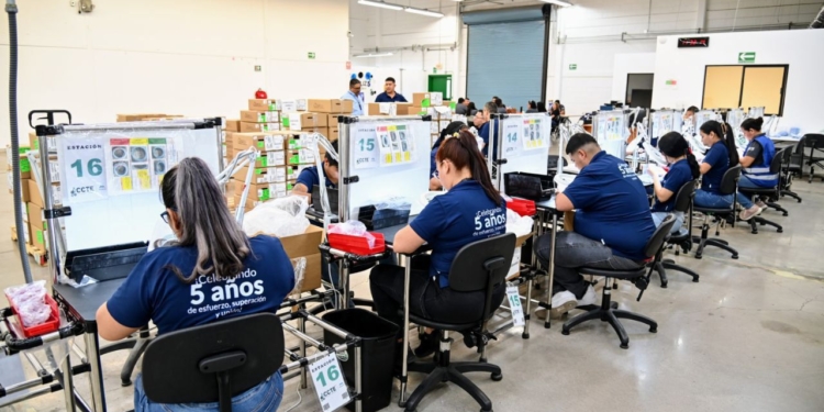 ATESTIGUA GOBERNADOR GRADUACIÓN DE LA NOVENA GENERACIÓN DEL CENTRO DE CAPACITACIÓN Y TALENTO EMPRESARIAL CCTE TETAKAWI