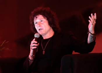 ENRIQUE BUNBURY VUELVE A MÉXICO, SU “SEGUNDA CASA”, CON DOS CONCIERTOS