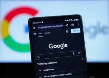 CÓMO EL NUEVO ALGORITMO DE GOOGLE Y LA IA ESTÁN TRANSFORMANDO LOS RESULTADOS DE NUESTRAS BÚSQUEDAS