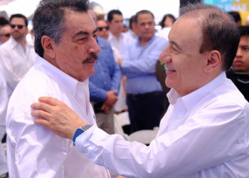 ATESTIGUA PRESIDENTE MUNICIPAL RELANZAMIENTO DEL PUERTO DE GUAYMAS Y EL PRIMER EMBARQUE DE AUTOS