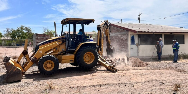 PRIMERA PIEDRA DEL TELEBACHILLERATO EN ESTACIÓN CORRAL: UN HECHO HISTÓRICO PARA LA COMUNIDAD