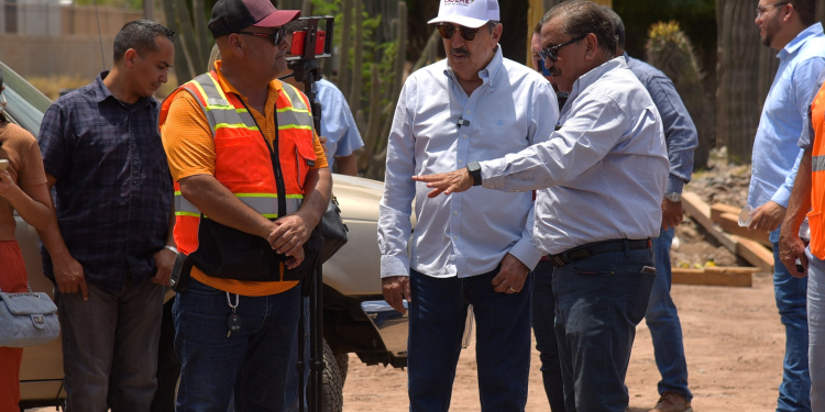 PRESIDENTE MUNICIPAL, JAVIER LAMARQUE CANO HACE SUPERVISIÓN DE OBRA DE OOMAPASC