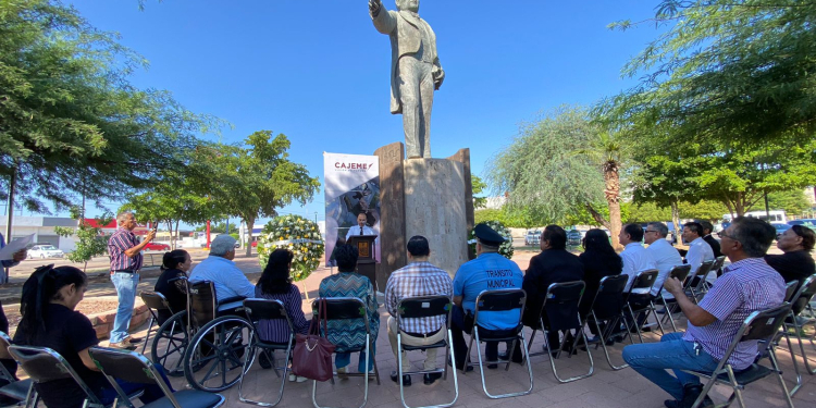 RINDE GOBIERNO MUNICIPAL HOMENAJE LUCTUOSO AL EX PRESIDENTE DE MÉXICO BENITO JUÁREZ
