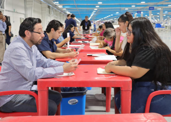 OFRECEN CERCA DE 300 PLAZAS LABORALES EN SEGUNDA FERIA DE RECLUTAMIENTO KYUNGSHIN