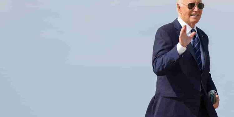 JOE BIDEN DA POSITIVO A COVID-19