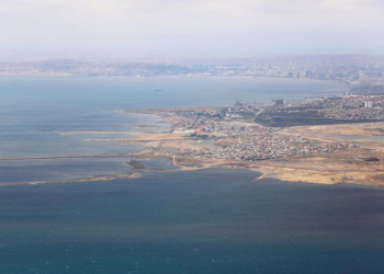 AZERBAIYÁN DA LA VOZ DE ALARMA POR LA ‘CATASTRÓFICA’ BAJA DEL MAR CASPIO