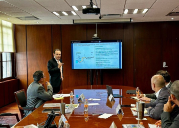 TRABAJA GOBERNADOR DURAZO EN NUEVOS PROYECTOS DE INFRAESTRUCTURA CON SICT