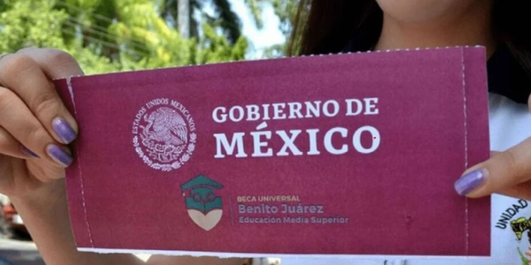 ¡ENTÉRATE! SEP REANUDA ENTREGA DE TARJETAS PARA BECAS BENITO JUÁREZ