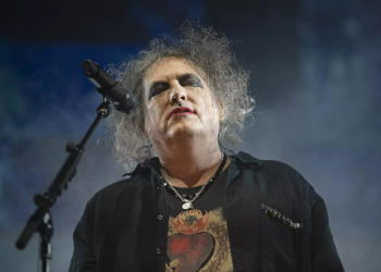 THE CURE ANUNCIA NUEVO DISCO Y LANZA ‘ALONE’, SU PRIMERA CANCIÓN EN 16 AÑOS