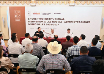REFRENDA GOBERNADOR DURAZO COMPROMISO DE GOBIERNO MUNICIPALISTA EN REUNIÓN CON ALCALDES ELECTOS