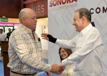 RESUELVE GOBERNADOR DURAZO SENTIDA DEMANDA DE PENSIÓN ALIMENTARIA DE JUBILADOS Y PENSIONADOS DEL AYUNTAMIENTO DE HERMOSILLO