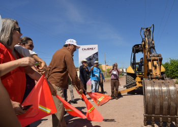DA LAMARQUE CANO BANDERAZO A OBRA DE PAVIMENTACIÓN Y REHABILITACIÓN DE COLECTOR SANITARIO EN PRADOS DEL TEPEYAC