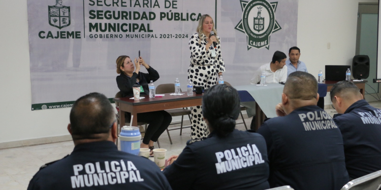 CAPACITAN A POLICÍA MUNICIPAL EN TÉCNICAS DE ARGUMENTACIÓN JURÍDICA