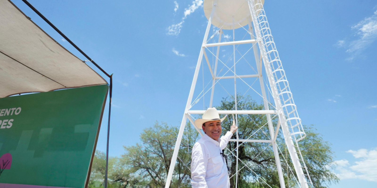 LLEVA GOBERNADOR DURAZO AGUA A COMUNIDADES QUE NUNCA HABÍAN TENIDO ACCESO