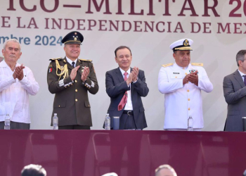 ENCABEZA GOBERNADOR DURAZO DESFILE CÍVICO-MILITAR EN CELEBRACIÓN POR EL 214 ANIVERSARIO DE LA INDEPENDENCIA DE MÉXICO