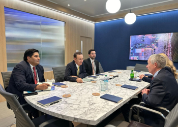 PROMUEVE GOBERNADOR DURAZO PLAN SONORA EN EXPOENERGÉTICA MÁS GRANDE DEL MUNDO