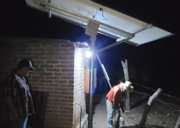 LLEVAN ENERGÍA ELÉCTRICA CON PANELES SOLARES A COMUNIDADES Y RANCHERÍAS DE CAJEME