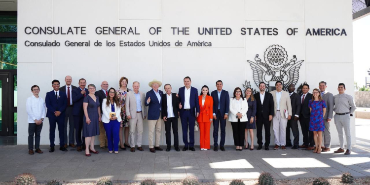 PLAN SONORA UNEN RELACIÓN SONORA Y ESTADOS UNIDOS COINCIDEN GOBERNADOR DURAZO Y EMBAJADOR KEN SALAZAR