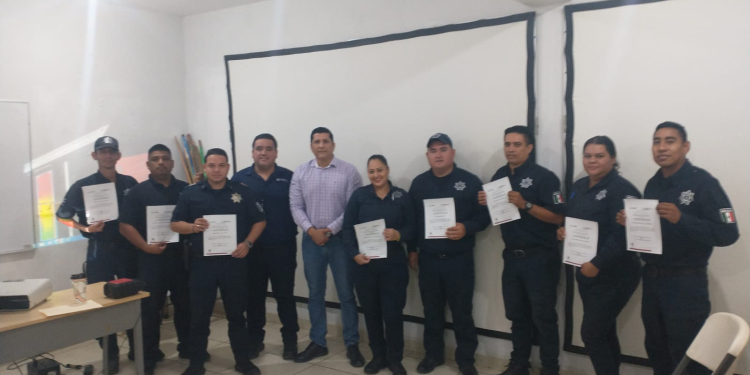 ACADEMIA DE POLICÍA MUNICIPAL CAPACITA A AGENTES EN EL SISTEMA SALVA