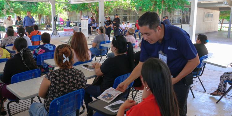 PROGRAMAS PREVENTIVOS FORTALECE LA SEGURIDAD ESCOLAR EN PUEBLO YAQUI