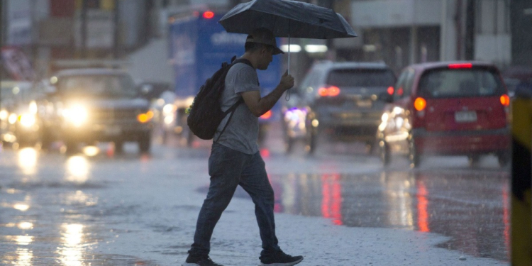 HELENE SE APROXIMA A LA COSTA DE CANCÚN; HABRÁ LLUVIAS EN LA MAYOR PARTE DEL PAÍS
