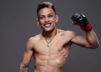 ‘LAZY BOY’ BROMEA CON SER HIJO DE JULIO CÉSAR CHÁVEZ: ‘NO ME DIO EL APELLIDO’