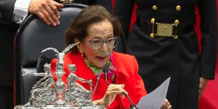 MUERE IFIGENIA MARTÍNEZ, TRAS CUMPLIR SU SUEÑO DE COLOCAR LA BANDA PRESIDENCIAL A LA PRIMERA MUJER PRESIDENTA DE MÉXICO