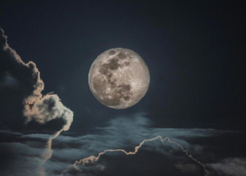 LA SUPERLUNA MÁS GRANDE DE 2024 ILUMINARÁ EL CIELO HOY