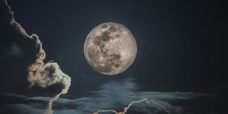 LA SUPERLUNA MÁS GRANDE DE 2024 ILUMINARÁ EL CIELO HOY