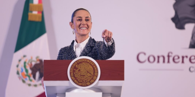 PRESIDENTA CLAUDIA SHEINBAUM ANUNCIA LINEAMIENTOS DE VIDA SALUDABLE PARA PROMOVER ALIMENTACIÓN SANA EN TODAS LAS ESCUELAS DEL PAÍS