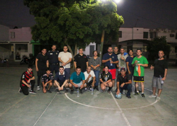 LA POLICÍA MUNICIPAL FORTALECE LAZOS CON LA JUVENTUD A TRAVÉS DEL DEPORTE EN LA MIRAVALLE