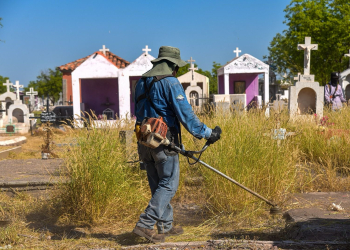 INICIAN TRABAJOS DE LIMPIEZA Y MANTENIMIENTO EN LOS PANTEONES DEL MUNICIPIO DE CAJEME