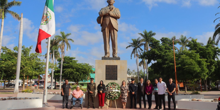 CONMEMORA GOBIERNO MUNICIPAL ANIVERSARIO LUCTUOSO DE LOS EX PRESIDENTES LÁZARO CÁRDENAS DEL RÍO Y PLUTARCO ELÍAS CALLES