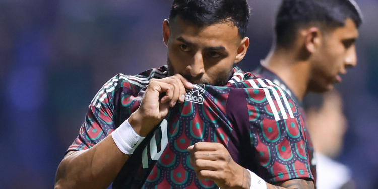 MÉXICO ENFRENTA A EE.UU. CONFIADO EN PONER FIN A SU MALA RACHA