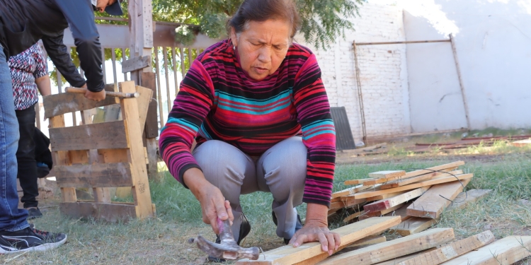 CON GRAN ÉXITO INAUGURA EL INSTITUTO CAJEMENSE DE LA MUJER TALLER DE CARPINTERÍA EN LA COLONIA EL RODEO