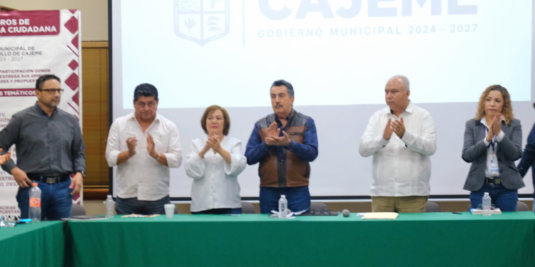 CLAUSURA PRESIDENTE JAVIER LAMARQUE FOROS DE CONSULTA CIUDADANA CON MIRAS A ELABORAR EL PLAN MUNICIPAL DE DESARROLLO 24-27 DE CAJEME
