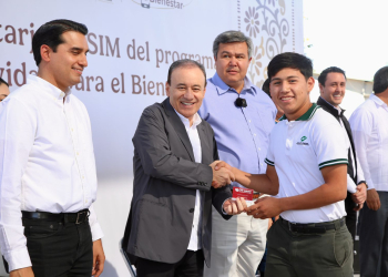 GARANTIZA GOBERNADOR DURAZO ACCESO A INTERNET GRATUITO A 16 MIL ALUMNOS DE CONALEP