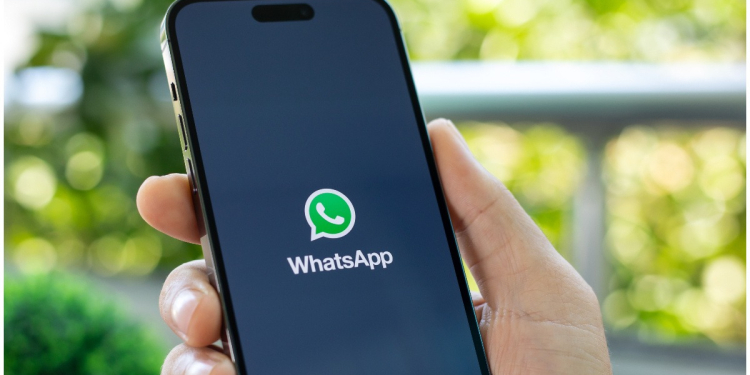 ¡NO LO ABRAS POR NADA! ALERTAN DE FRAUDE POR FALSO MENSAJE DE PENSIÓN MUJERES CON BIENESTAR EN WHATSAPP