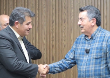 FIRMA JAVIER LAMARQUE CONVENIO DE COLABORACIÓN ENTRE EL AYUNTAMIENTO DE CAJEME Y EL INSTITUTO TECNOLÓGICO DE SONORA