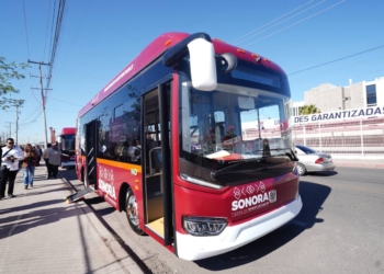 ENTREGA GOBERNADOR DURAZO CAMIONES ELÉCTRICOS Y MEJORA TRANSPORTE PÚBLICO EN HERMOSILLO