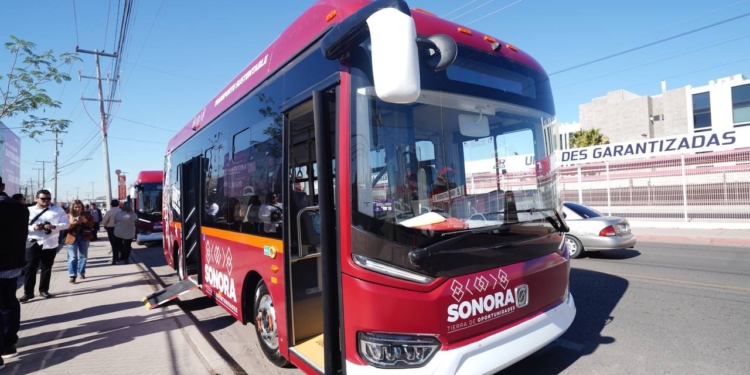 ENTREGA GOBERNADOR DURAZO CAMIONES ELÉCTRICOS Y MEJORA TRANSPORTE PÚBLICO EN HERMOSILLO
