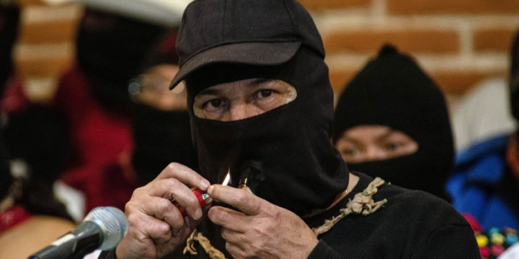 ‘NI TRUMP NI EL CRIMEN ORGANIZADO NOS VAN A AMEDRENTAR’: EL SUBCOMANDANTE MARCOS REAPARECE EN SAN CRISTÓBAL DE LAS CASAS