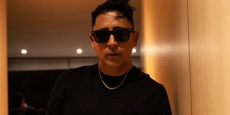 ARMANDO ROMÉ PRESENTA MIRANDOTE SU NUEVA APUESTA AL POP LATINO