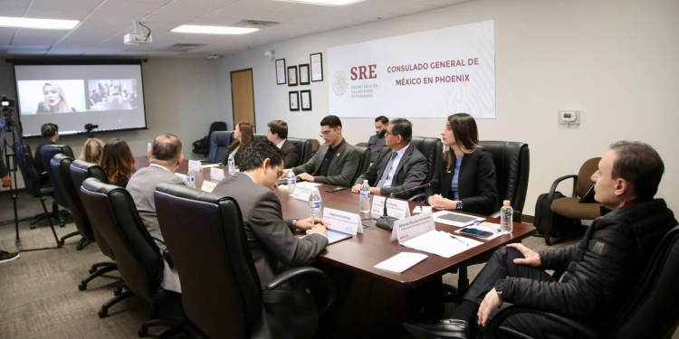GOBERNADOR DURAZO IMPULSA ACCESO A SERVICIOS DEL REGISTRO CIVIL PARA SONORENSES EN ARIZONA