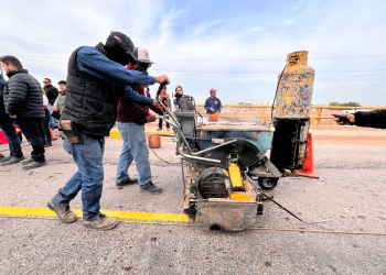 PONE EN MARCHA GOBIERNO DE CAJEME OBRA DE SEÑALIZACIÓN Y PINTURA VIAL EN CALLE CALIFORNIA Y CANAL BAJO