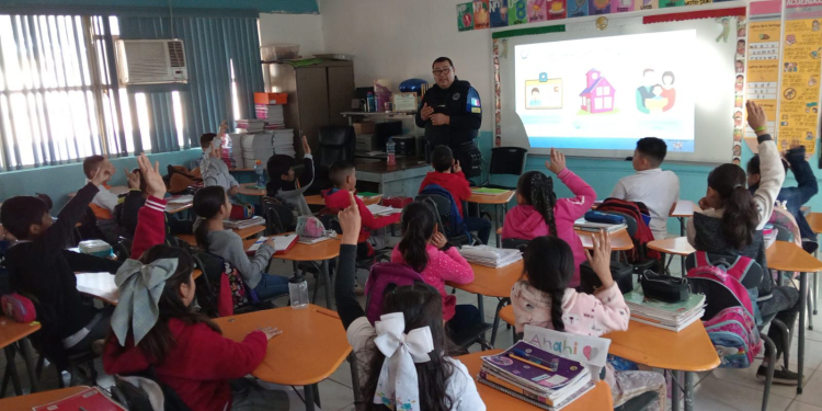 CAPACITA SSPM A ESTUDIANTES DE CAJEME A TRAVÉS DE PROGRAMAS PREVENTIVOS